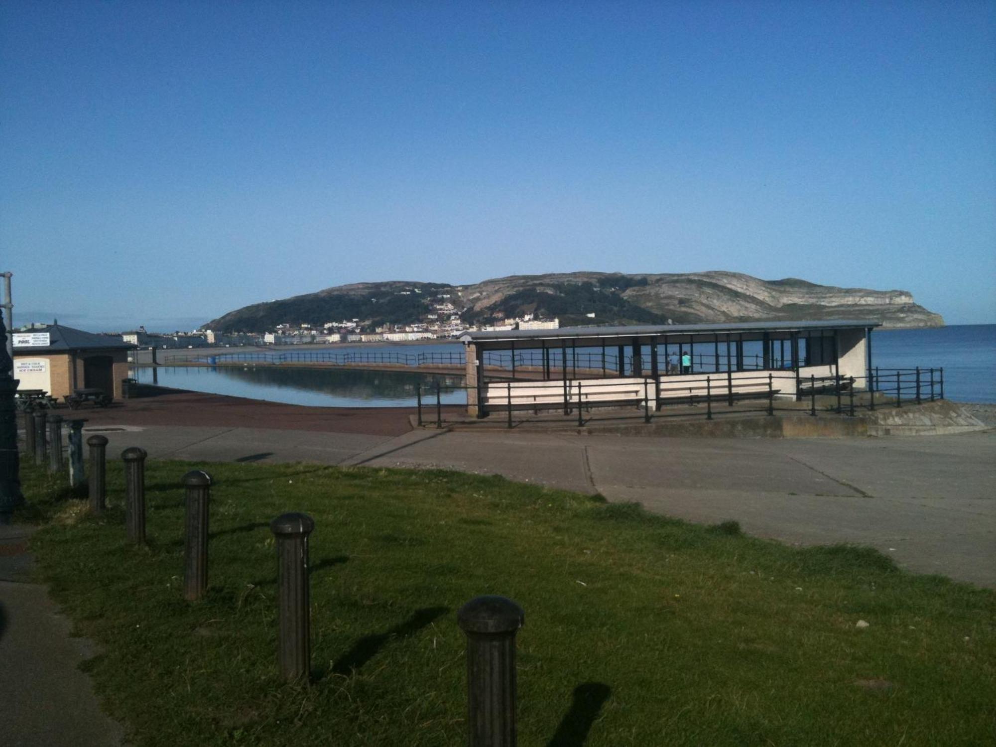 Glascoed Guest House Llandudno Extérieur photo